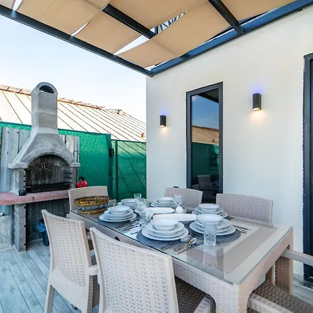 Villa Manolya *